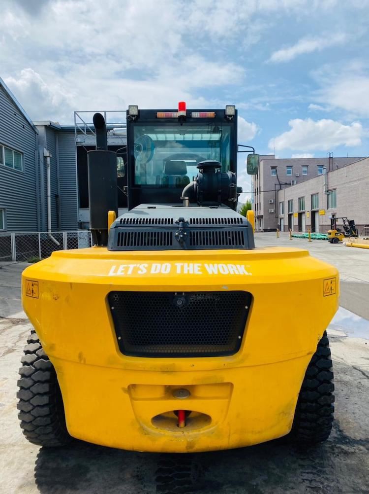 15 ton compact forklift 2