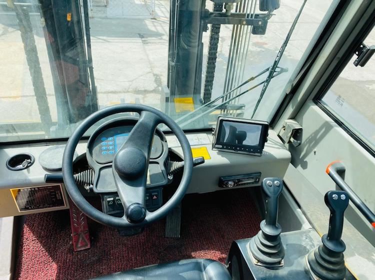 15 ton compact forklift 6