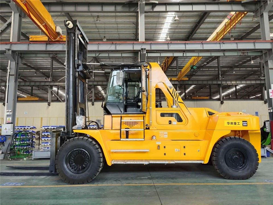 SOCMA 30 Ton Forklift HNF300-1250-A factory